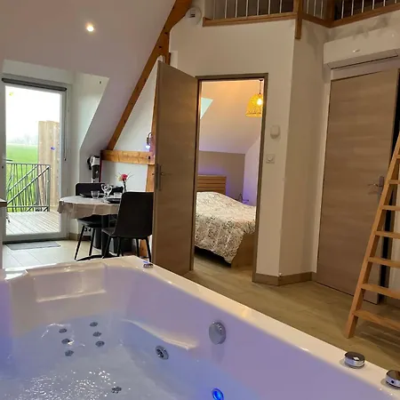 La Etoilee - Balneo Privative Dom wakacyjny Courgains