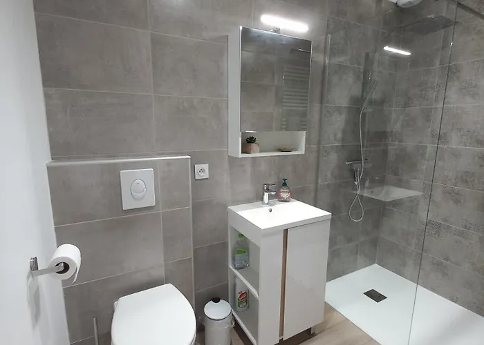 La Etoilee - Balneo Privative בית נופש Courgains