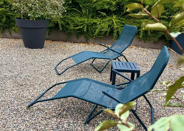 La Etoilee - Balneo Privative בית נופש *